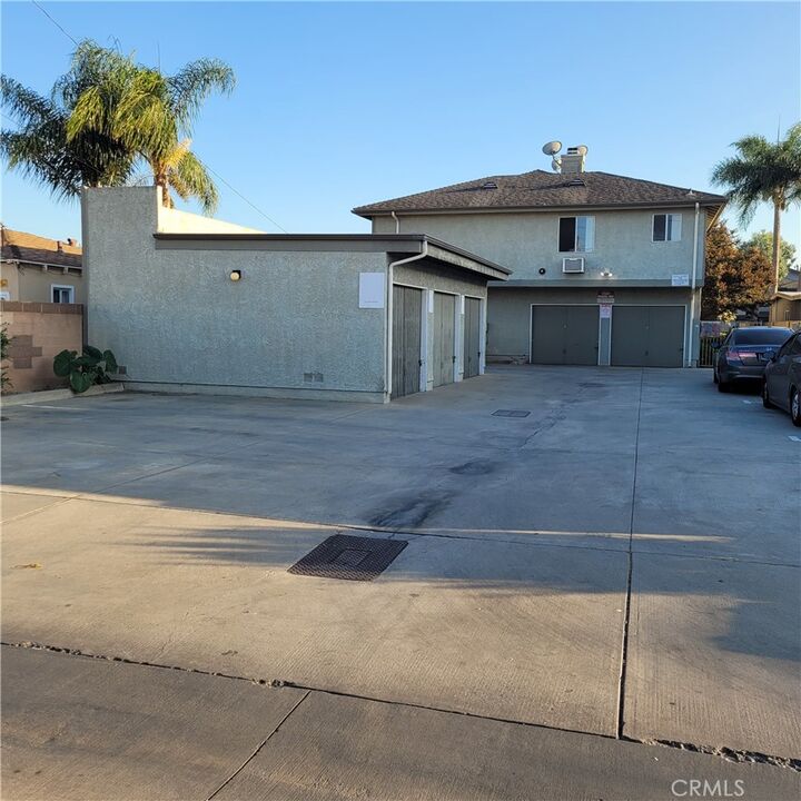 Property Photo:  4031 Howard 4037  CA 90720 