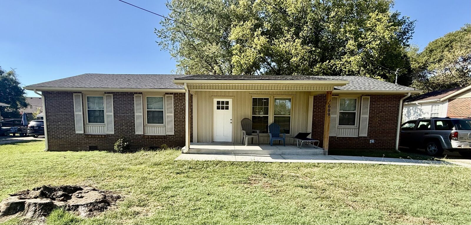 Property Photo: 609 Shoma Dr TN 37160