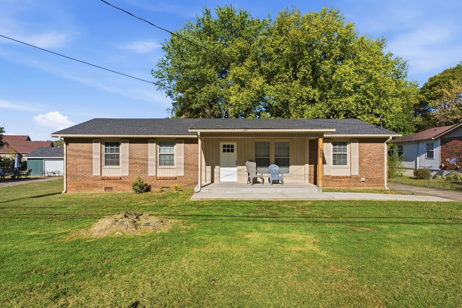 Property Photo:  609 Shoma Dr  TN 37160 