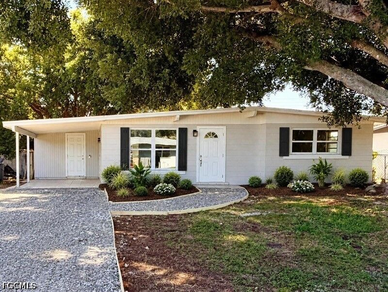Property Photo: 2180 Barry Drive FL 33907