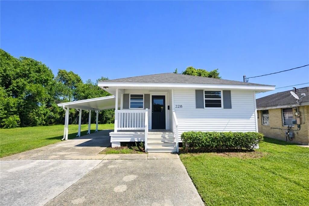 Property Photo: 2215 Newton St Street LA 70053