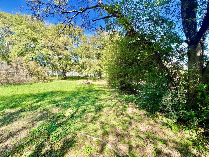 Photo de la propriété:  431 W Danieldale Road  TX 75232 