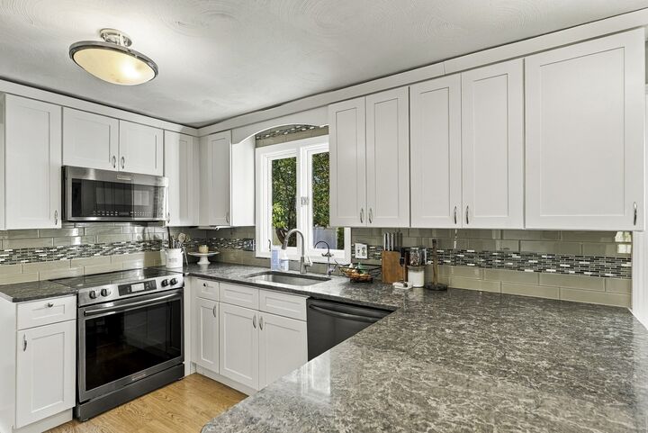 Property Photo:  15 Tammie Road  MA 01747 