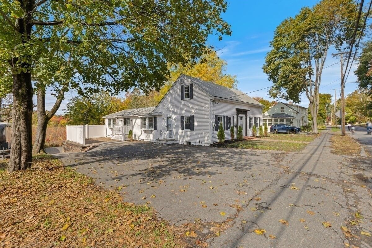 Property Photo:  39 Forest St  MA 01923 