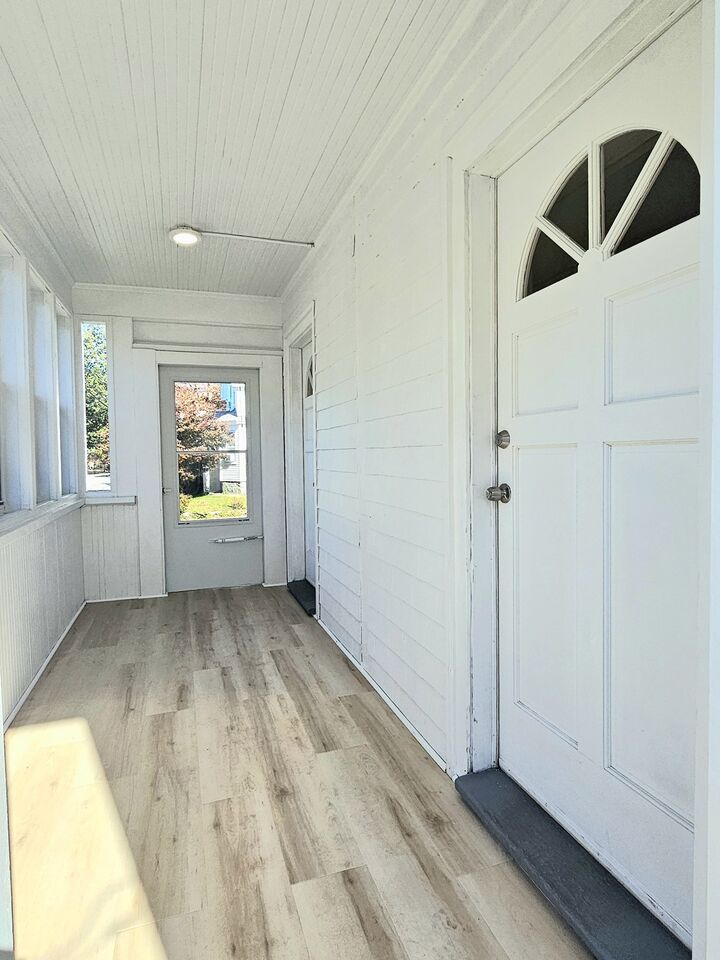 Property Photo:  21-23 Arthur St 21  MA 01844 