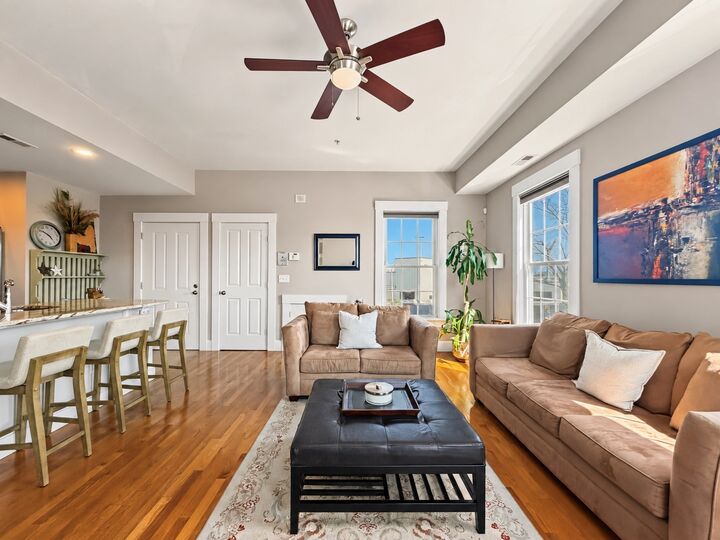 Property Photo:  121 E Cottage St U-4  MA 02125 
