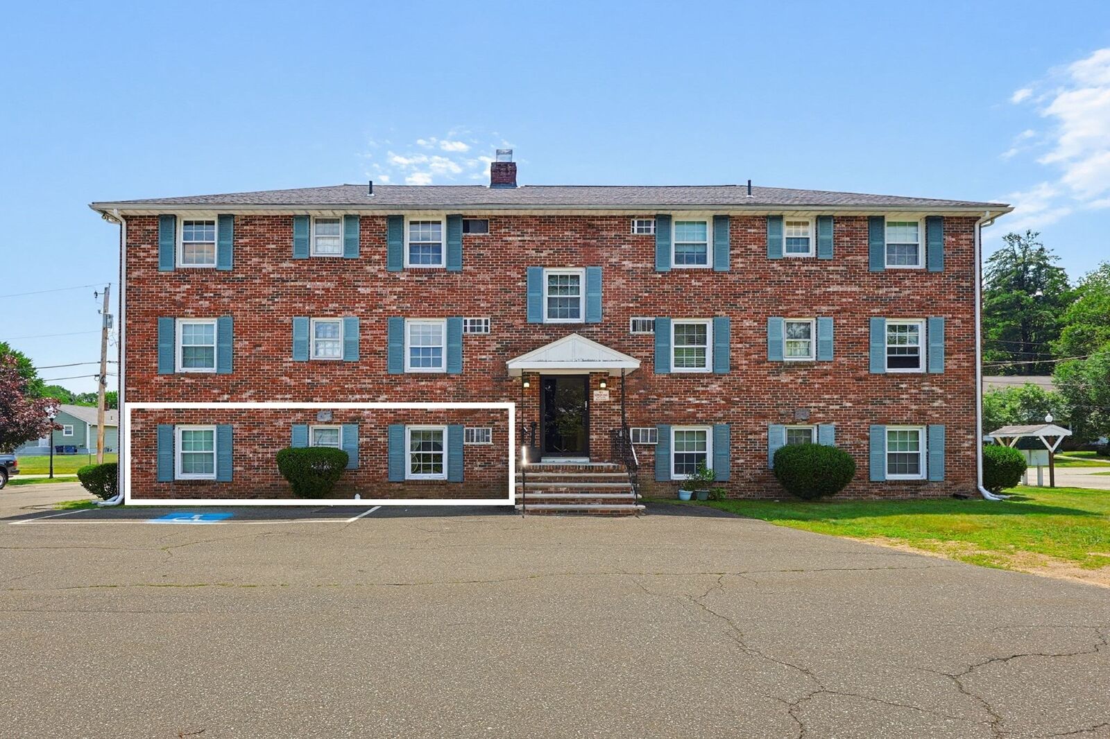Property Photo:  15 Frank Street 1  MA 01826 
