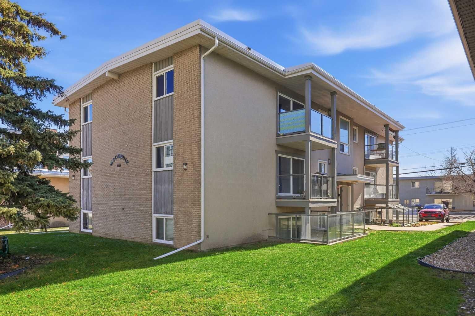 Property Photo:  609 67 Avenue SW 3  AB T2V 0M3 