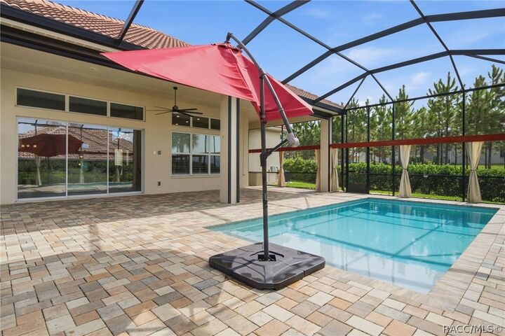 Property Photo:  2253 N Peakview Loop  FL 34442 