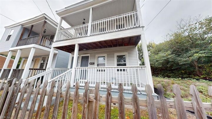 Property Photo:  1618 Berkley Ave  VA 23523 