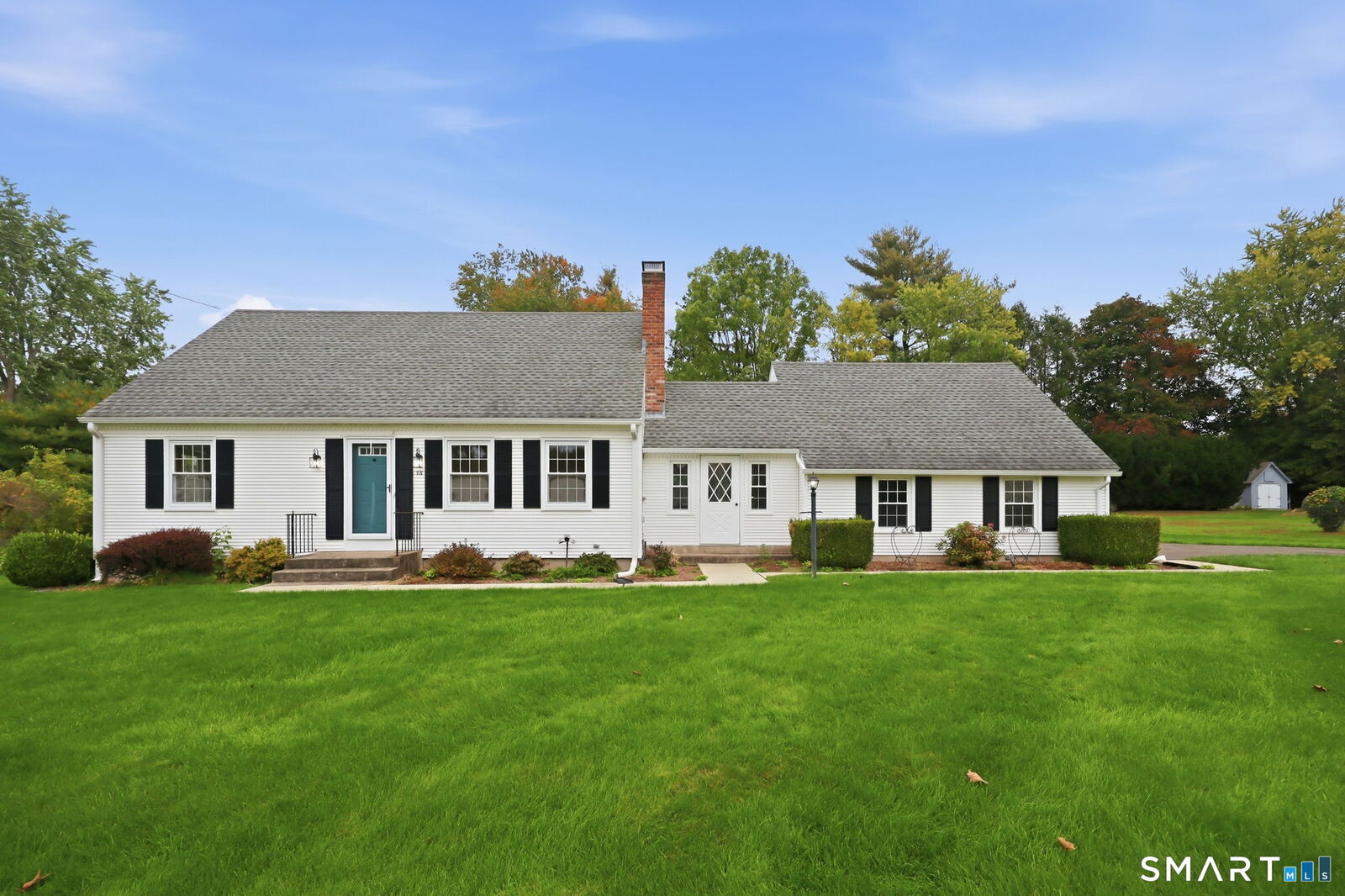 Property Photo:  15 Sapphire Street  CT 06082 