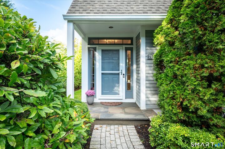 Property Photo: 71 Hale Lane 71 CT 06820