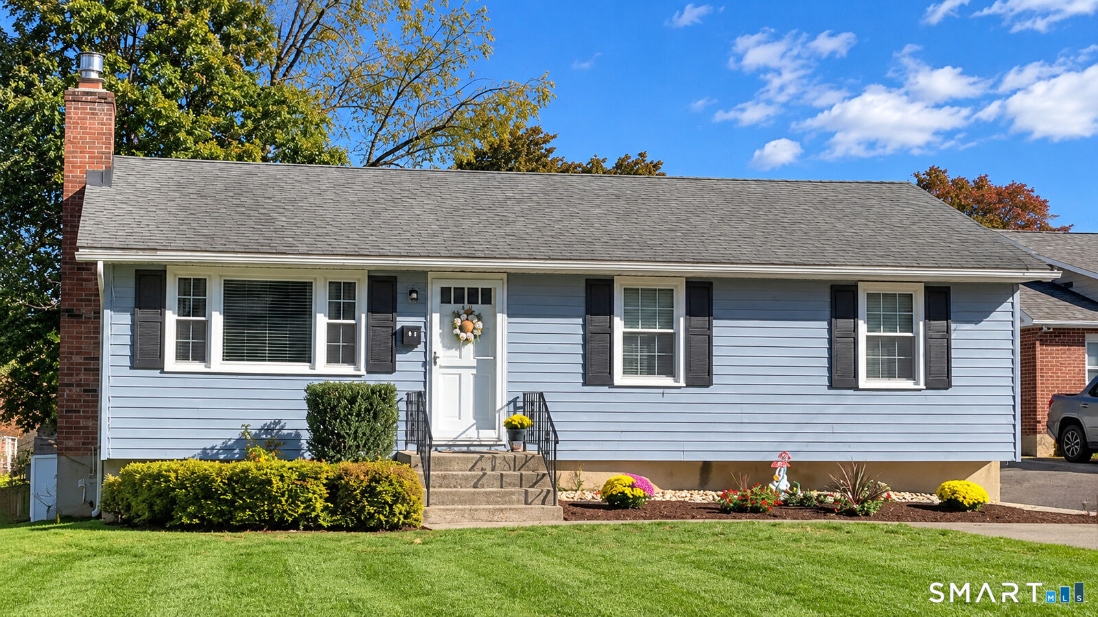 Property Photo:  34 Meriden Avenue  CT 06451 