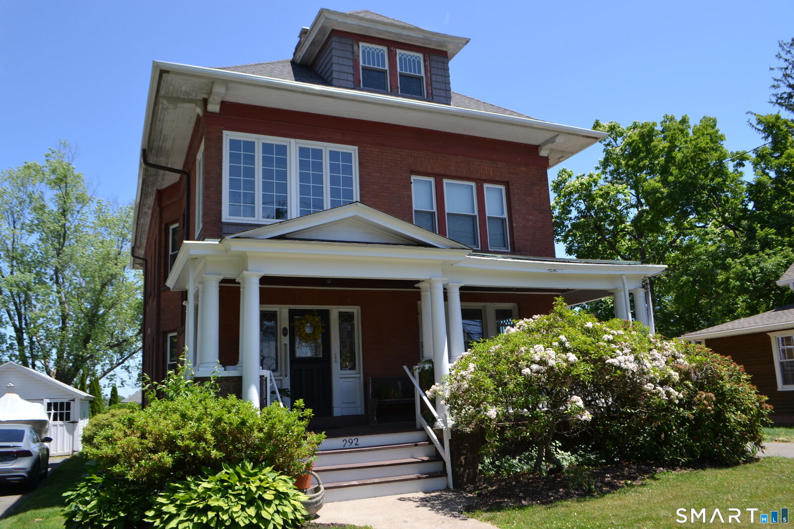 Property Photo:  292 Hartford Avenue  CT 06109 