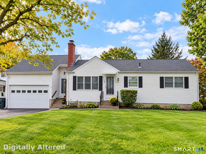 Property Photo: 211 Maple Hill Avenue CT 06111