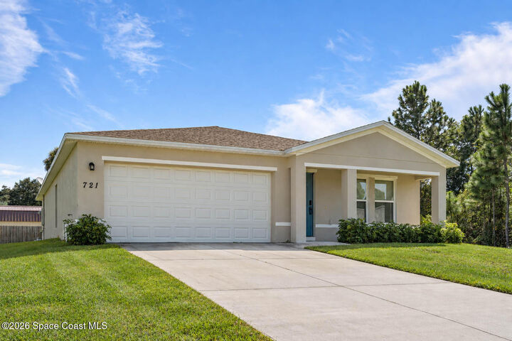 Property Photo:  721 Daysland Avenue SW  FL 32908 