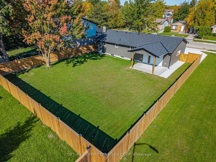 Property Photo: 135 Nicoline Avenue ON N0M 2J0