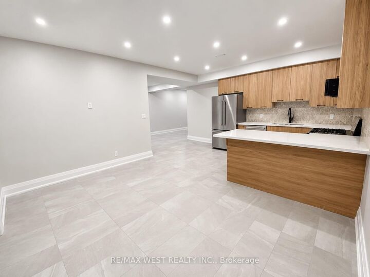 Property Photo: 58 Aura Lea Boulevard Basement ON M9M 1K5