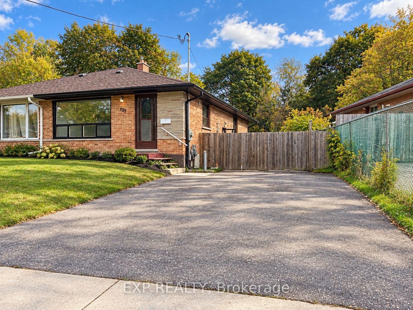 Property Photo:  117 Waverley Drive Lower  ON N1E 1H1 