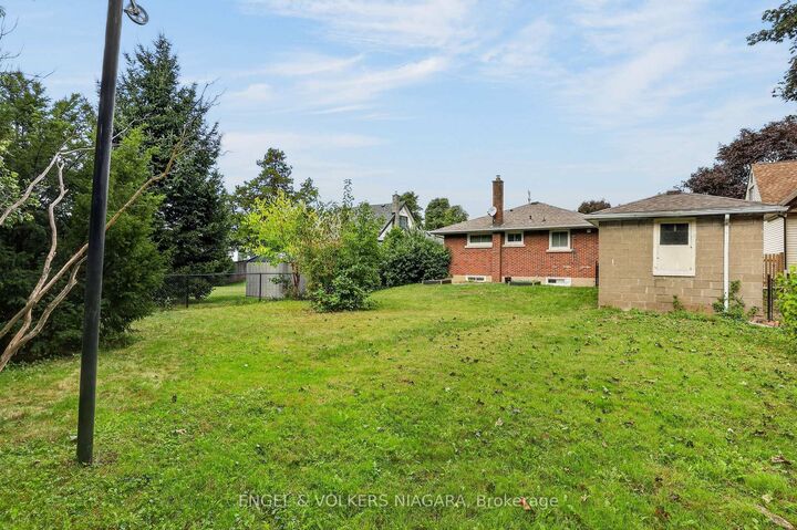 Property Photo:  6534 Riall Street  ON L2J 1Z6 