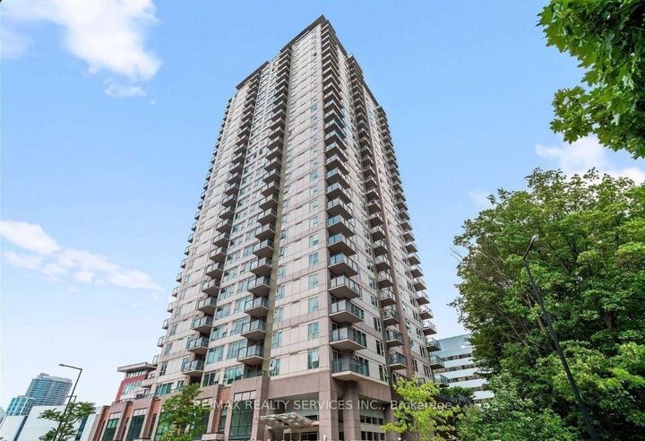 Property Photo:  190 Borough Drive 2009  ON M1P 0B6 