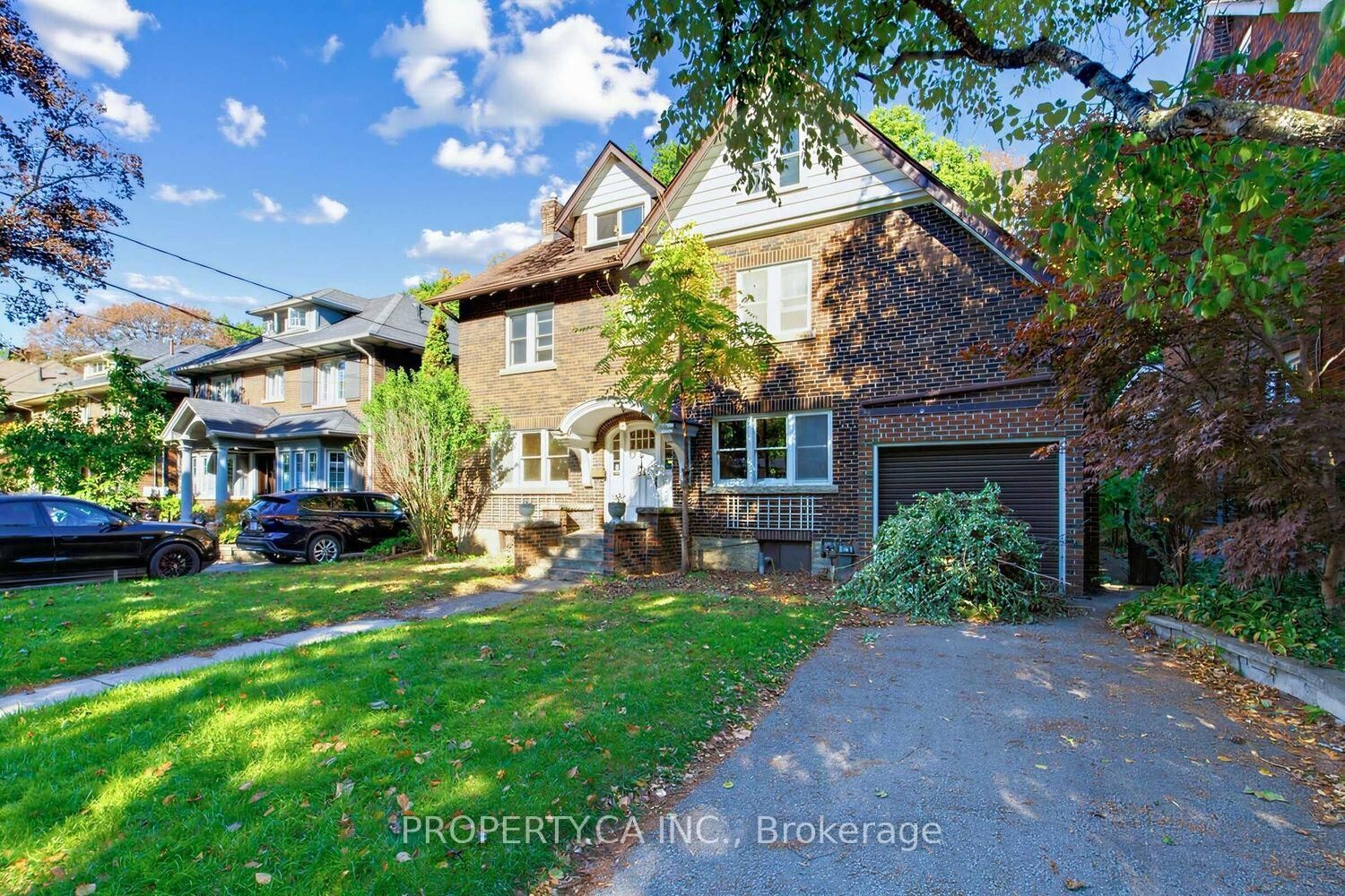 Property Photo:  54 Baby Point Road  ON M6S 2G3 
