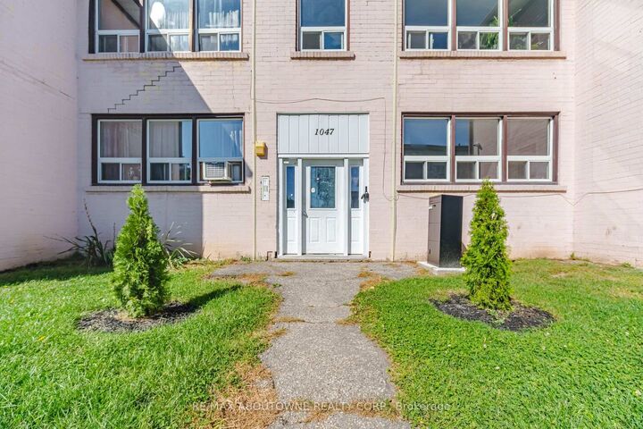 Property Photo:  1047 Churchill Avenue E 1  ON L6H 2A7 