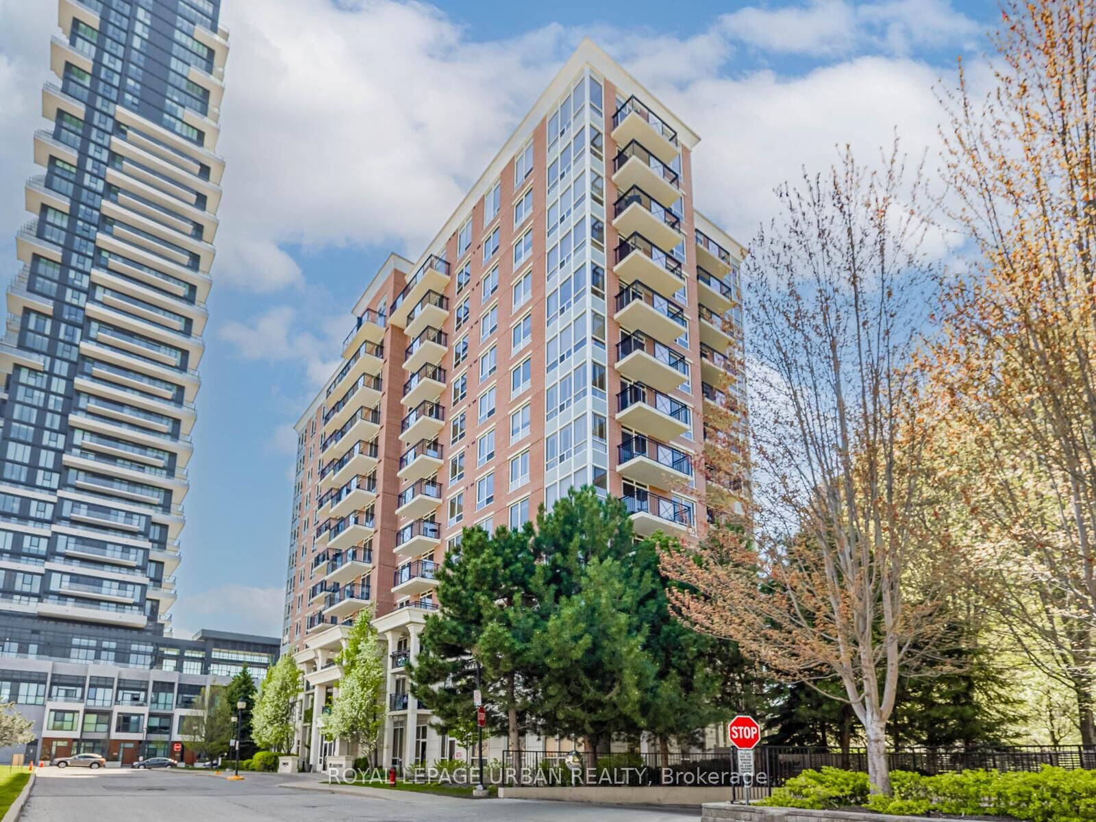 Property Photo: 1103 Leslie Street 202 ON M3C 4G8