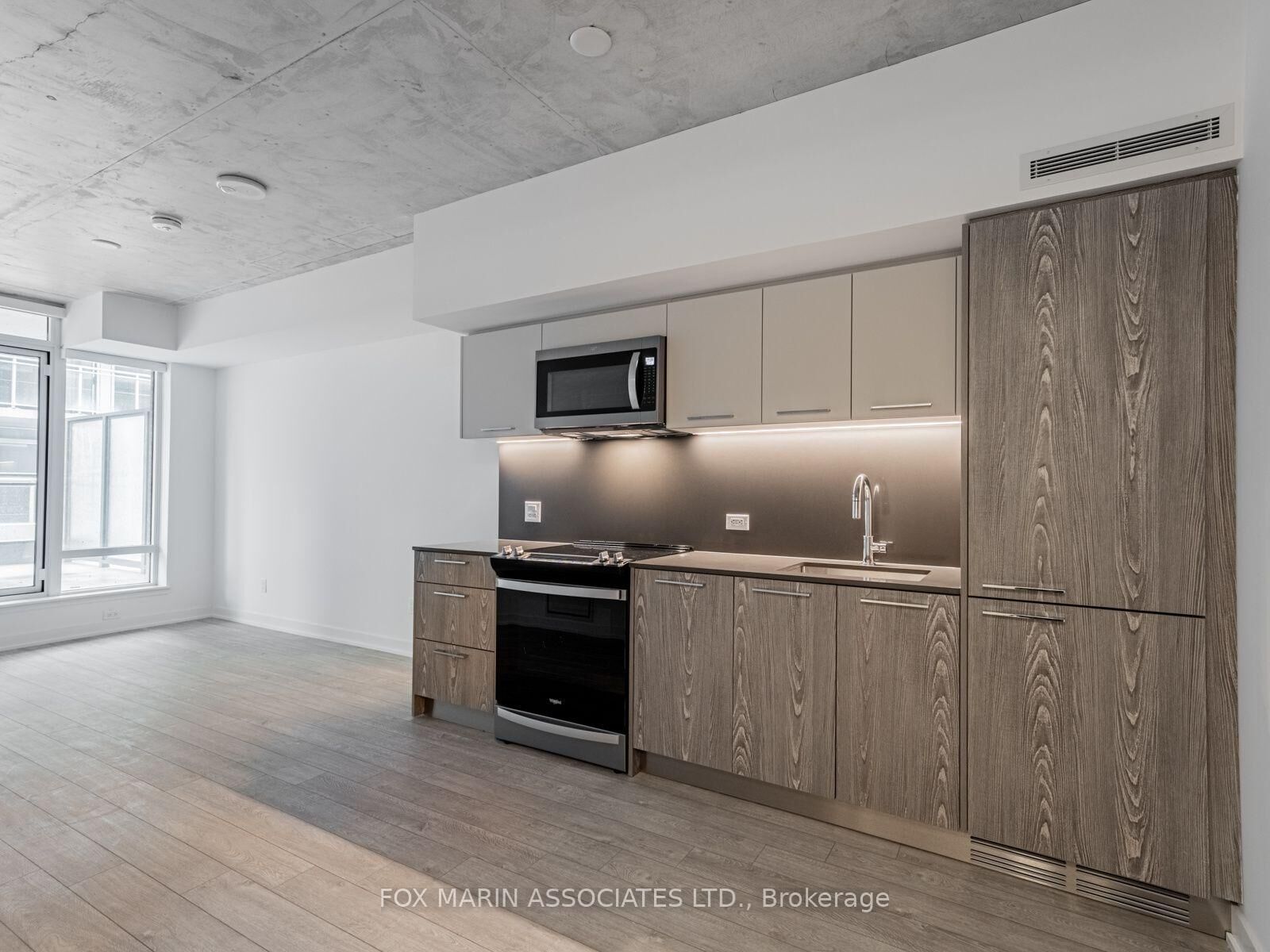 Property Photo:  45 Baseball Place 206  ON M4M 0H1 