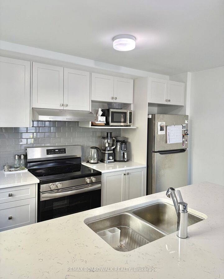 Property Photo:  2021 Blossite Private  ON K2J 7J5 