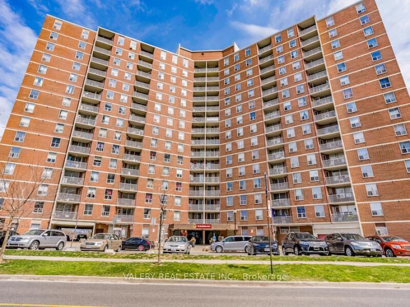 Property Photo:  75 Eastdale Avenue 803  ON M4C 5N3 