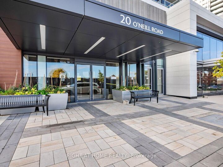 Property Photo:  20 O'Neill Road  ON M3C 0R2 