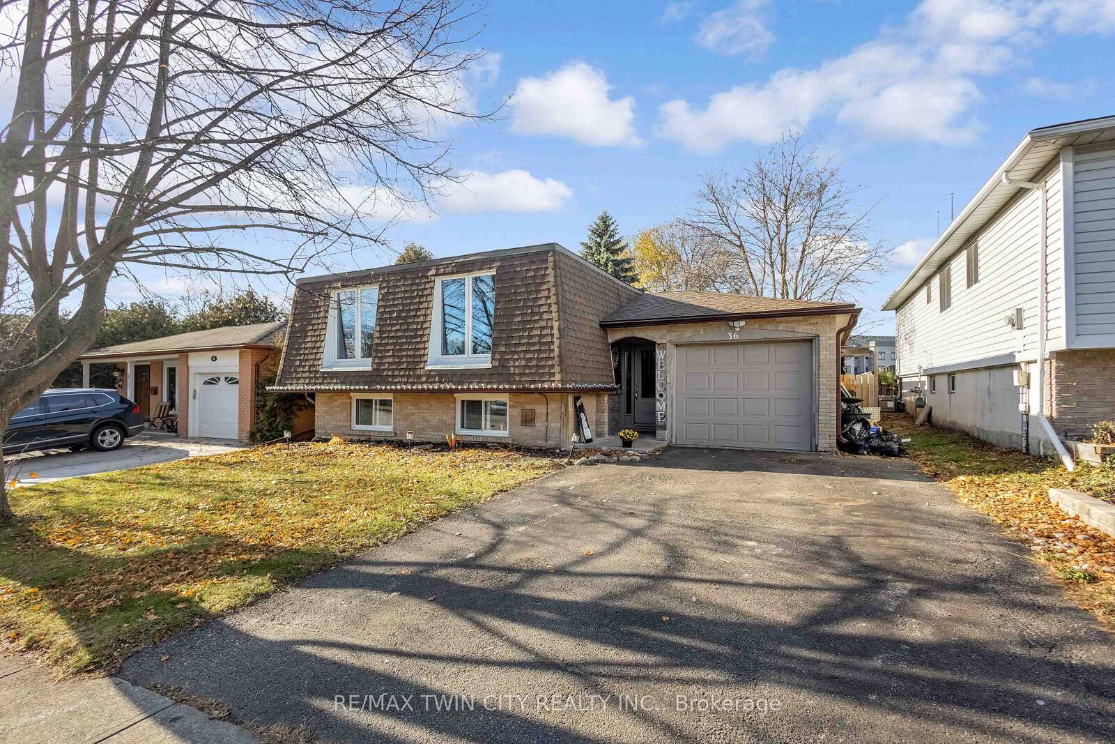Property Photo:  36 Valerie Court  ON N3C 3H4 