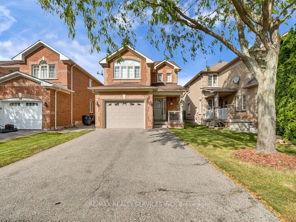 Property Photo:  58 Sunny Glen Crescent  ON L7A 2C7 