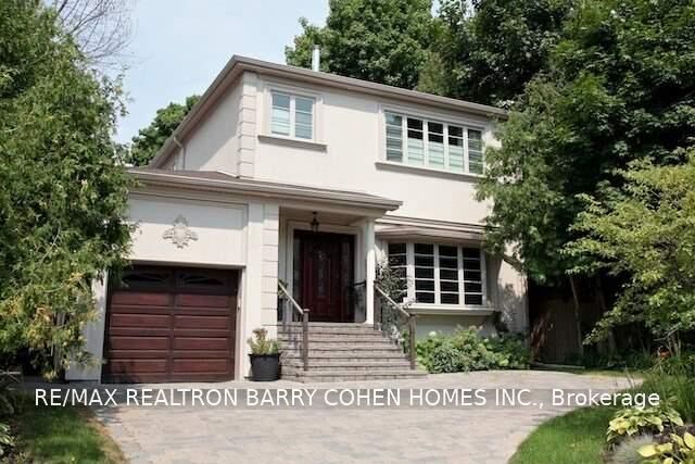 Property Photo:  102 York Mills Road  ON M2L 1K2 