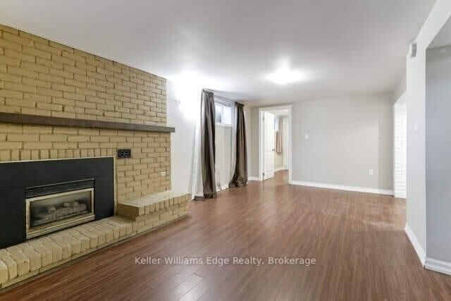 Property Photo:  5466 Randolph Crescent  ON L7L 3C5 