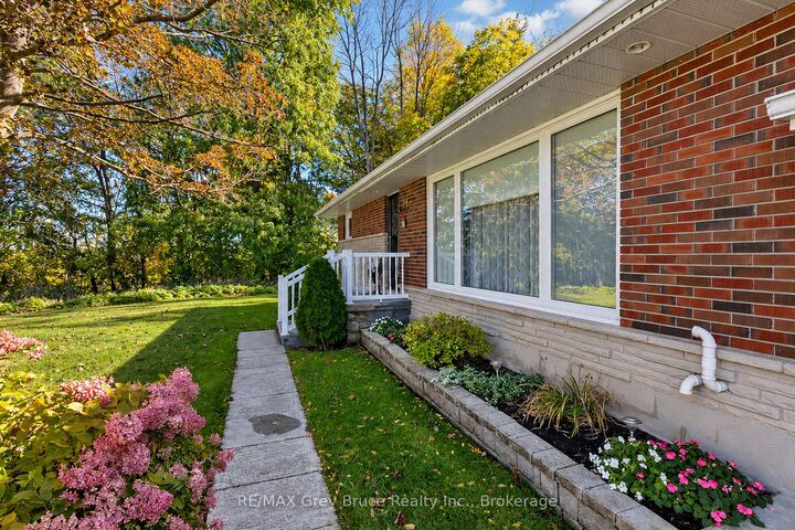 Property Photo: 617 17th Street W ON N4K 4B9