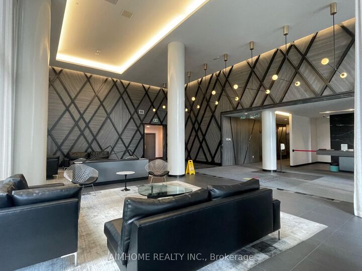 Property Photo:  52 Forest Manor Road 905  ON M2J 0E2 