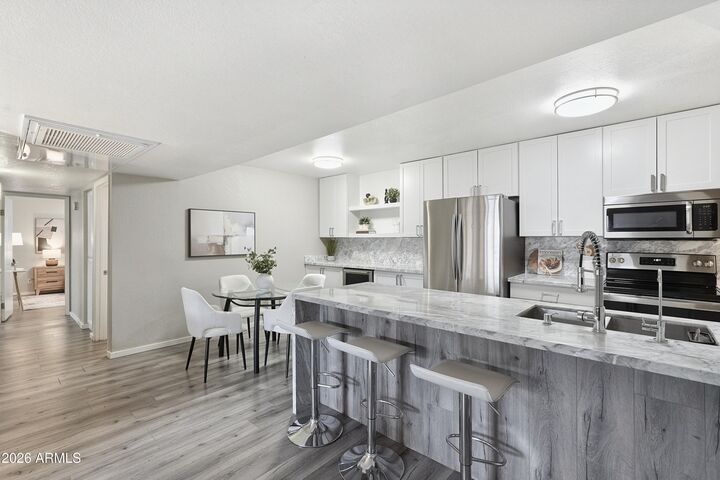 Property Photo: 2938 N 61st Place 227 AZ 85251