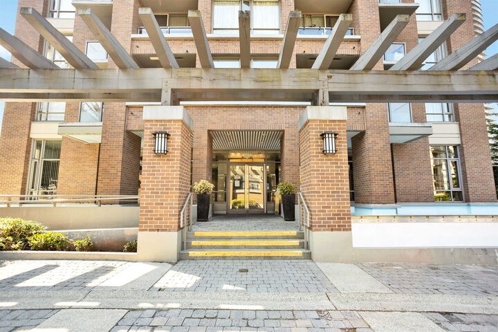 Property Photo:  4888 Brentwood Drive 905  BC V5C 0C6 