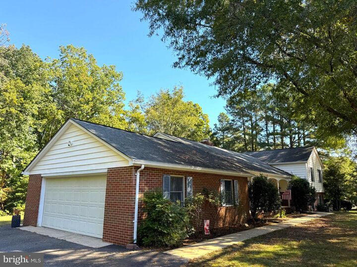 Property Photo:  5381 Strawberry Lane  VA 22485 