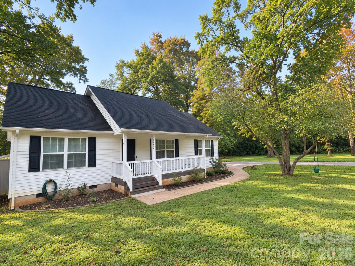 Property Photo:  1363 Woodridge Drive  SC 29710 