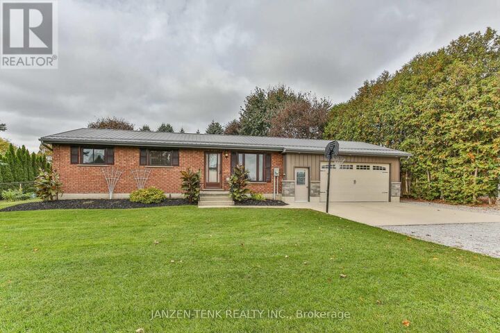 Property Photo: 401 19 Highway ON N4G 4G9