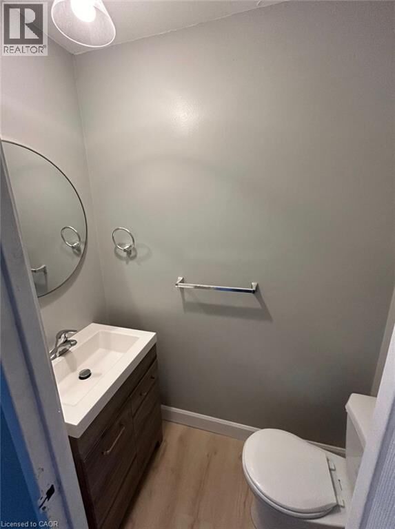Property Photo:  144 Jansen Avenue 8  ON N2A 2L7 