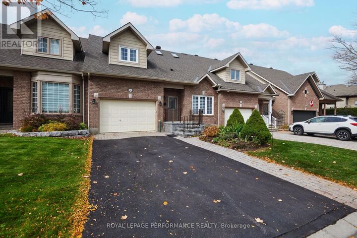 Property Photo:  14 Windeyer Crescent  ON K2K 2P6 