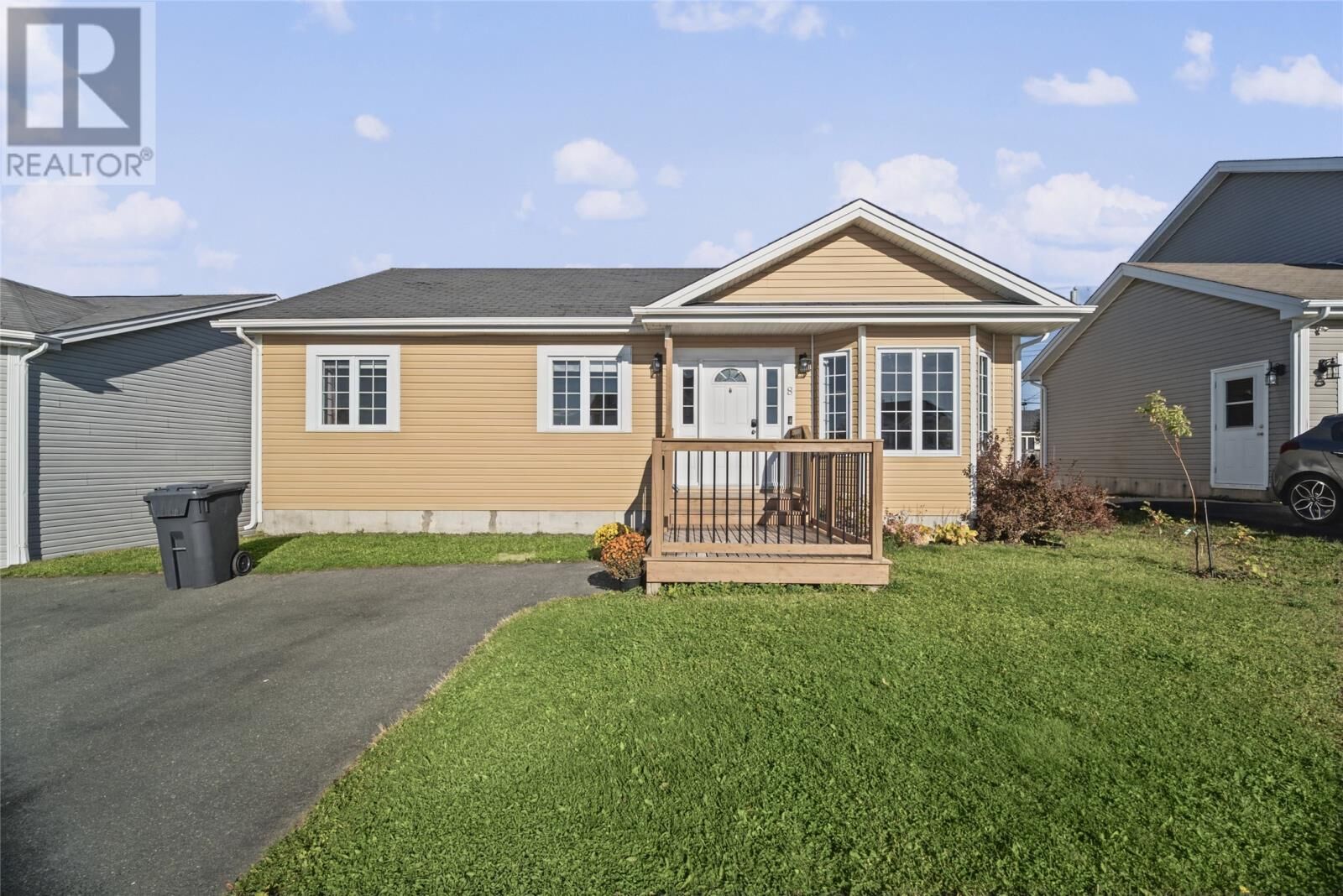 Property Photo:  8 Ossington Street  NL A1L 0G7 