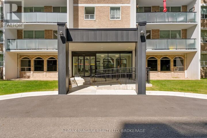 Property Photo: 359 Geneva Street 1002 ON L2N 2G5