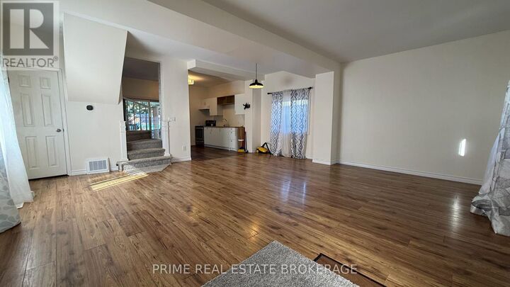 Property Photo:  121 Boullee Street  ON N5Y 1T8 