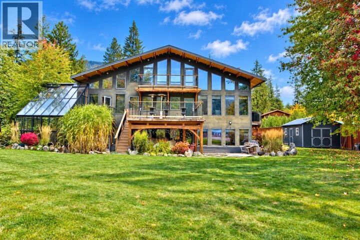 Property Photo: 4662 Crescent Road BC V1L 6N3