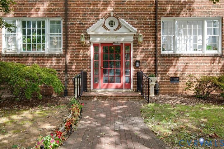 Property Photo: 2606 Park Avenue U6 VA 23220